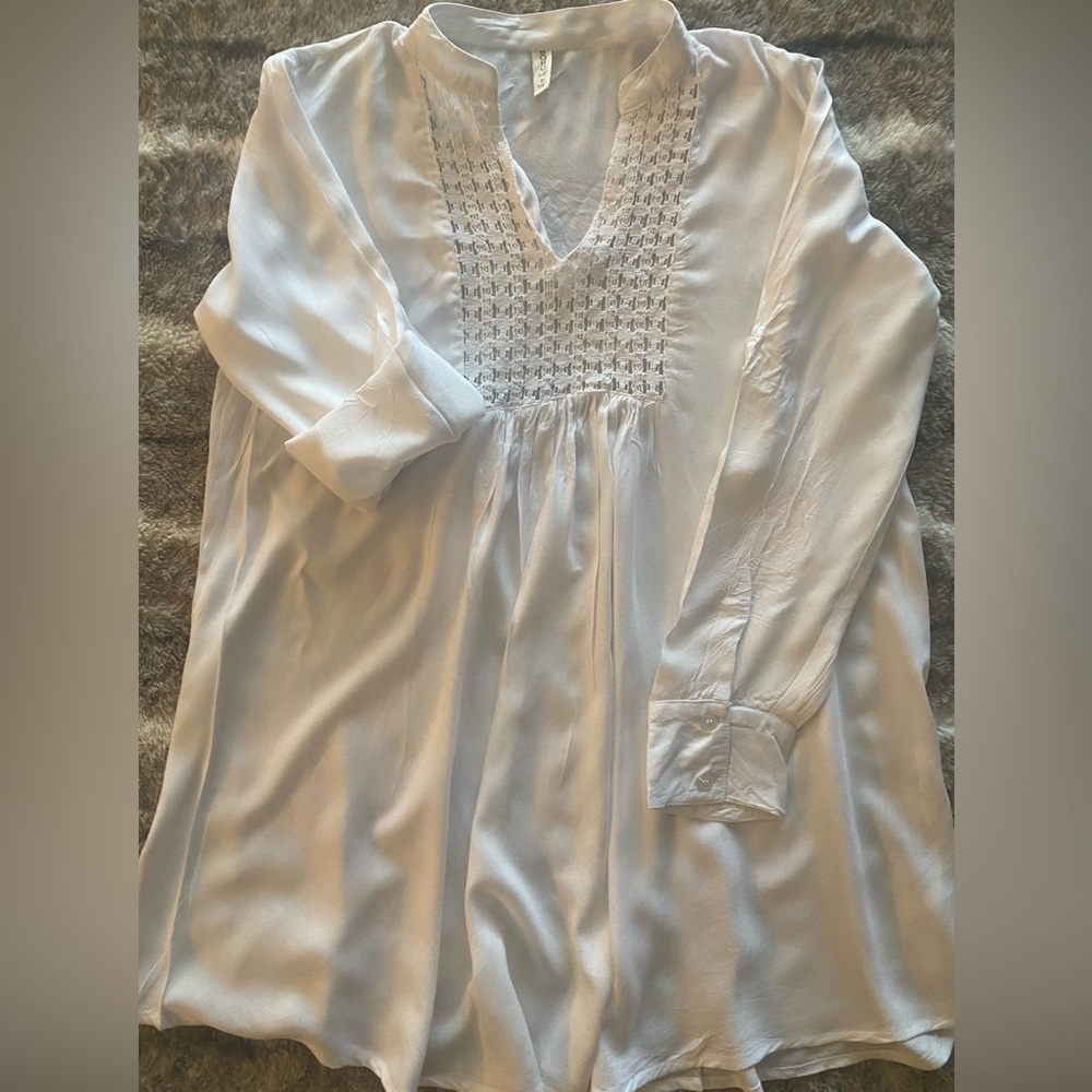 Boho Me crochet accent white tunic